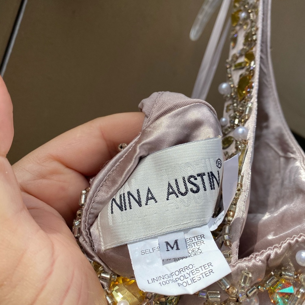 Nina Austin NWT Rose Pink Gown Studded Dress M - Picture 4 of 6